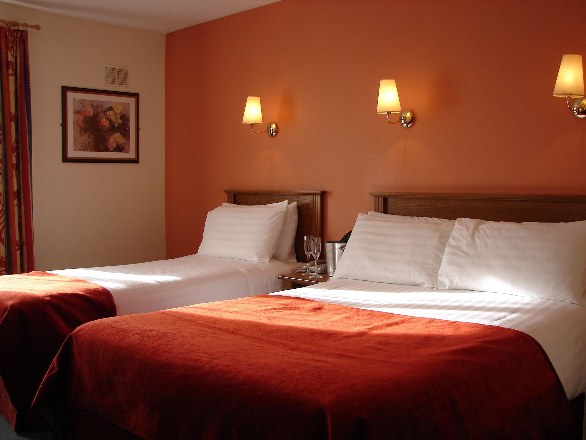 Downhill Inn Баллина Экстерьер фото